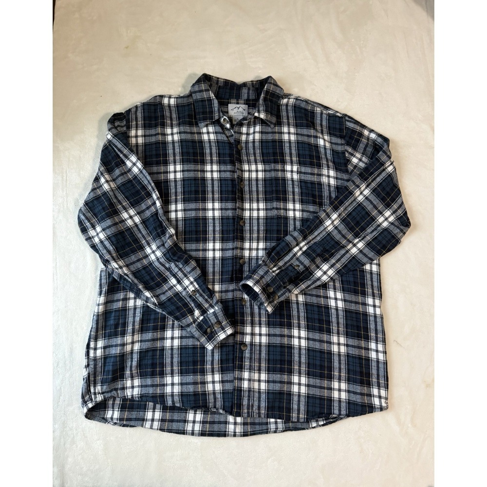 Blue Mountain Men's Size XL Long Sleeve Blue White Flannel Plaid Shirt Cotton